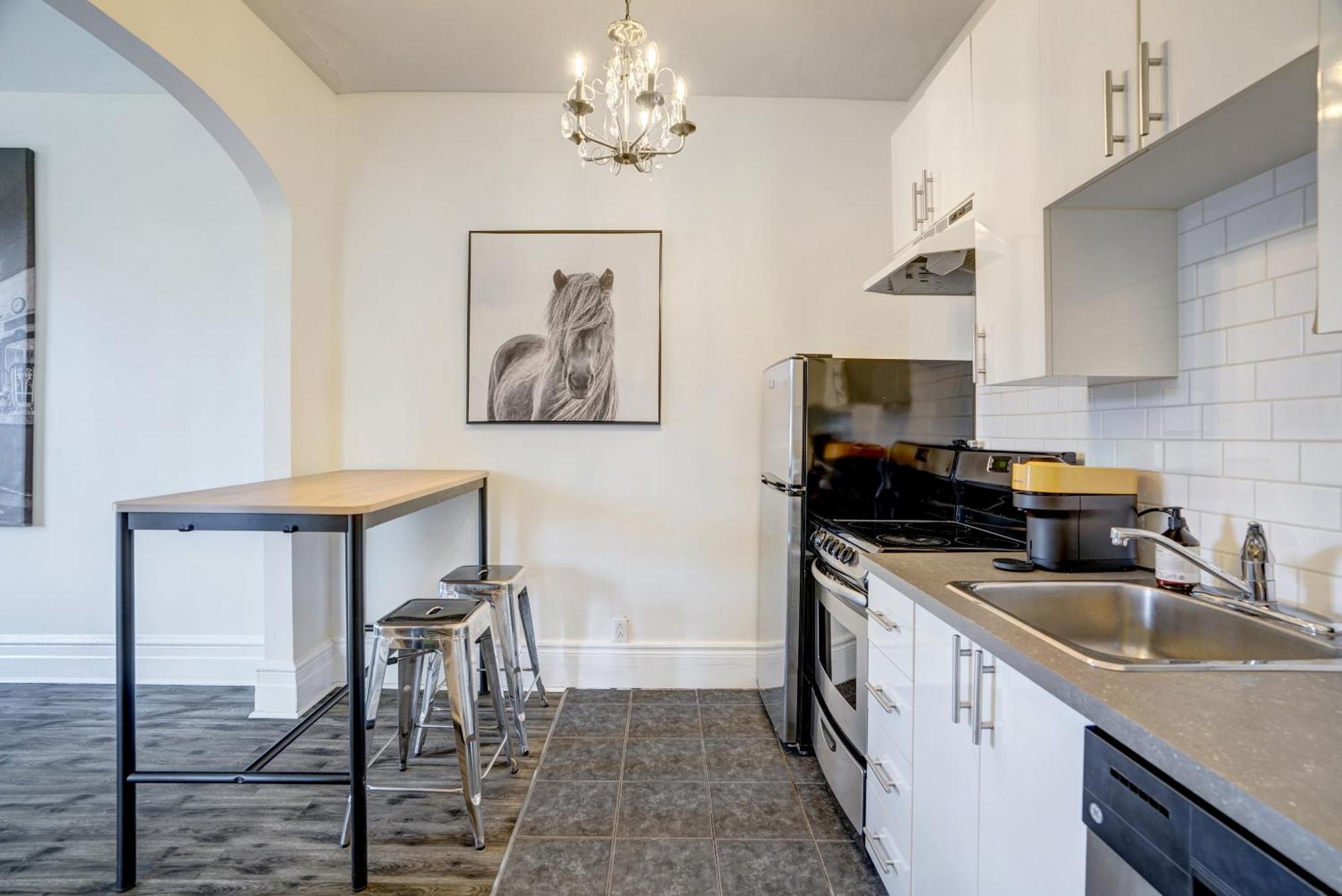 Chez Mont Royal Apartments! 몬트리올 외부 사진