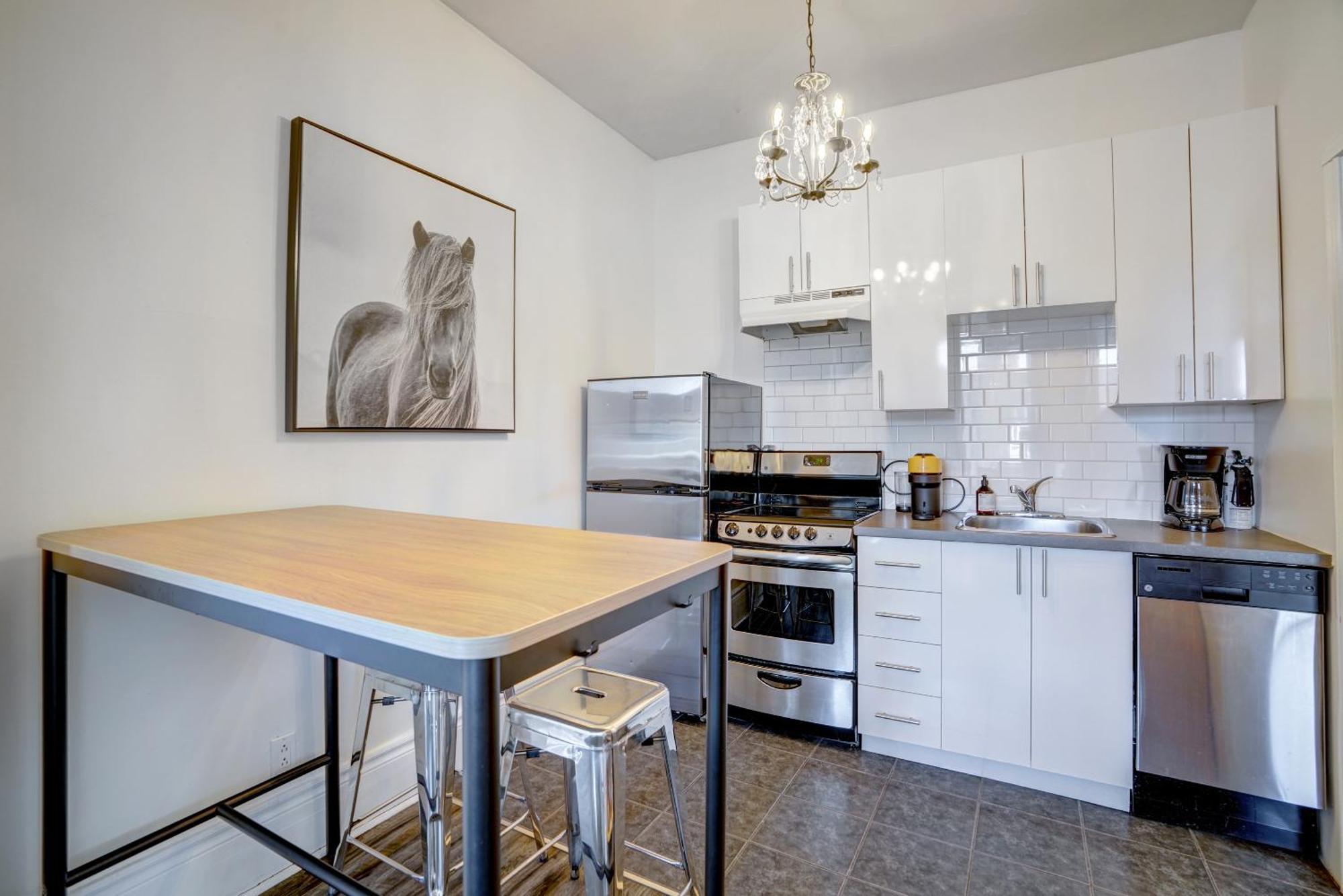 Chez Mont Royal Apartments! 몬트리올 외부 사진